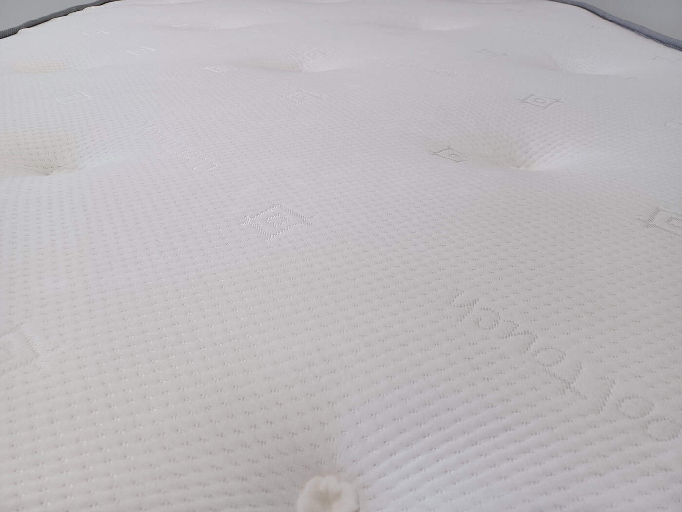 Homelee 4ft6 Spinal Master Mattress - Image 2