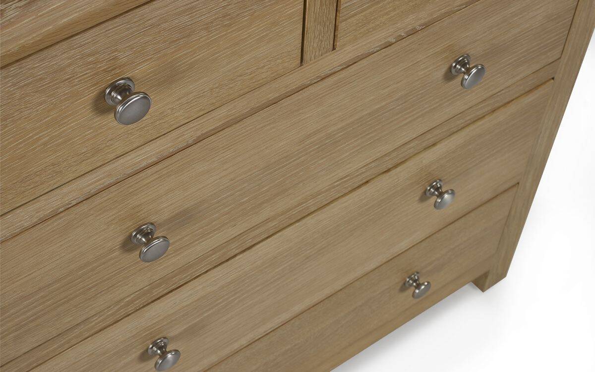 Memmingen 3+2 Drawer Chest - Limed Oak - Image 6