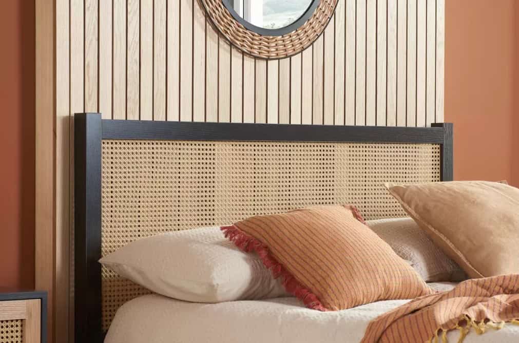 Croxley 5ft Rattan Bedframe - Black - Image 2