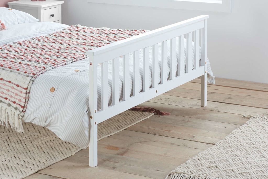 4ft6 Oxford Bedframe - White - Image 3