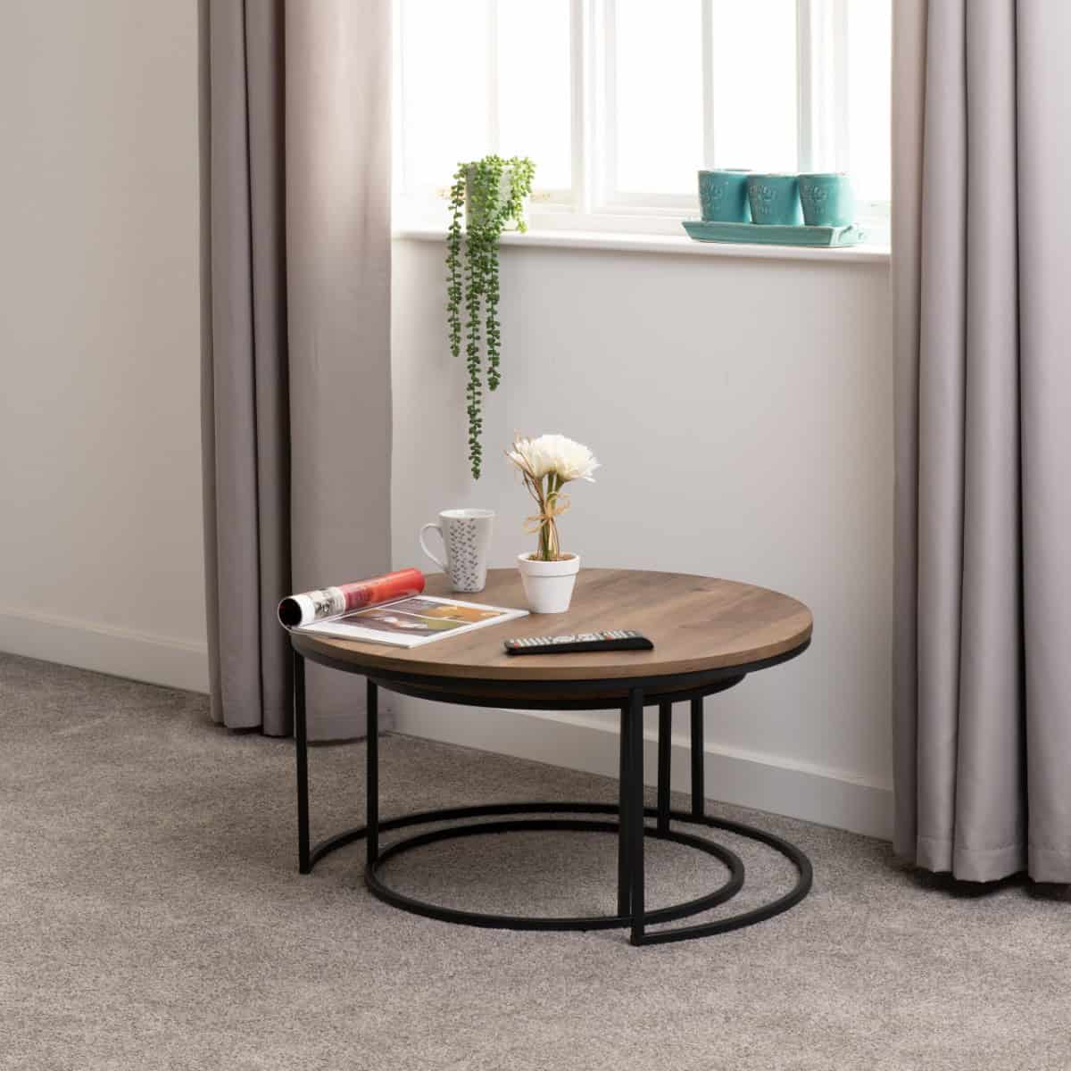 Quebec Round Coffee Table Set - Medium Oak Effect/Black - Image 4