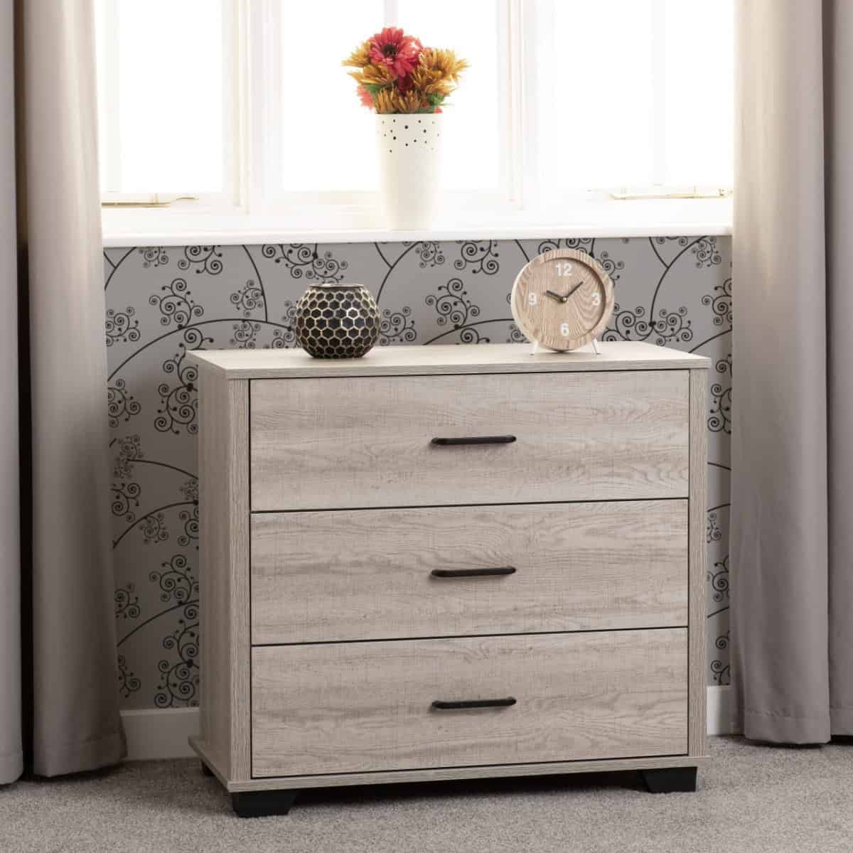 Oliver 3 Drawer Chest - Light Oak Effect - Image 7