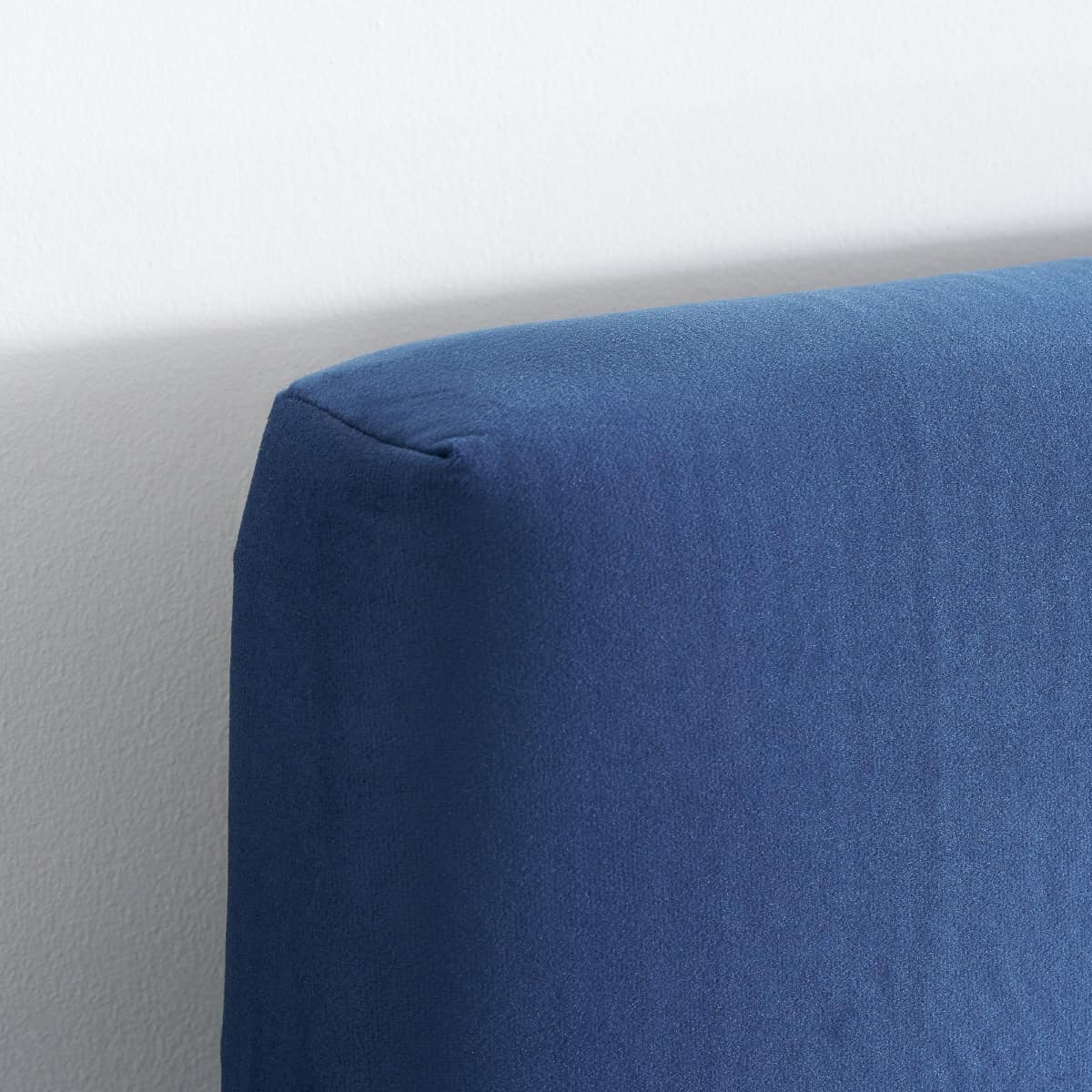 Loxley 5ft Ottoman Bedframe - Blue Velvet - Image 5