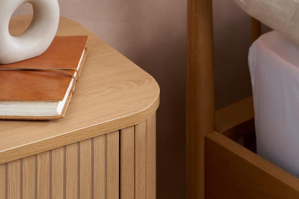Axel 2 Drawers Fluted Bedside - Oak - Image 8