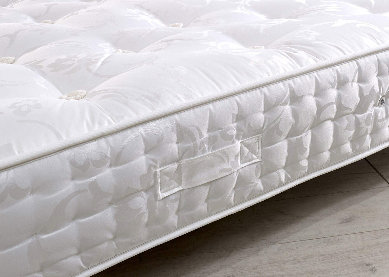 Edgar & Jones 4ft6 Westmount 1500 Mattress - Image 5