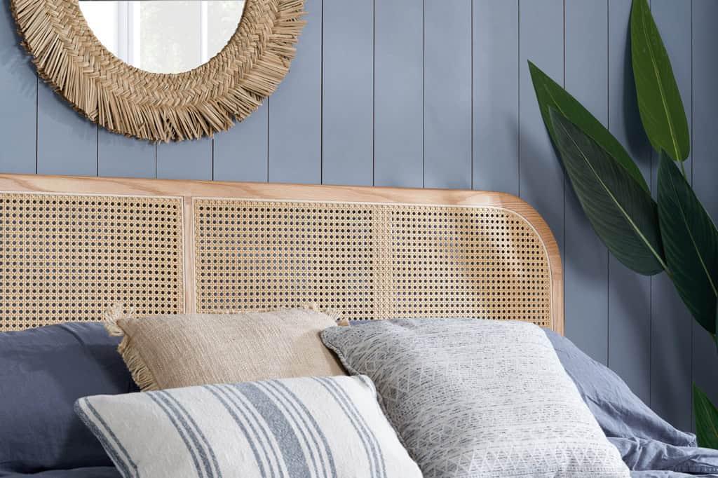 Elina 4ft6 Rattan Bedframe - Oak - Image 4