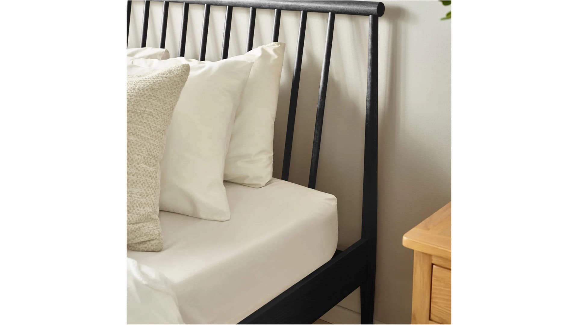 Bellarose 5ft Bedframe - Black - Image 2