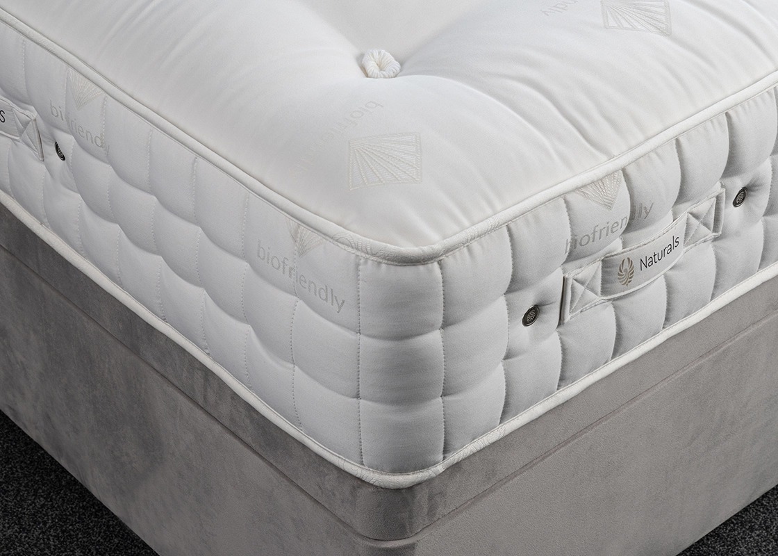 4ft6 Thetford 4000 Divan Bed - Image 4
