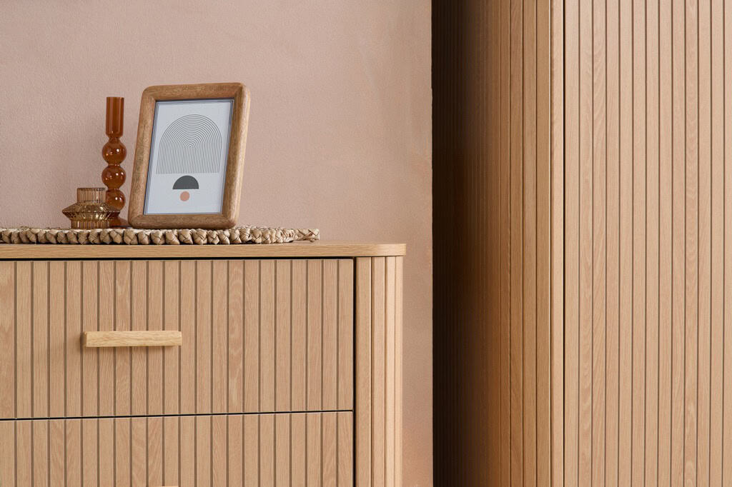 Axel 6 Drawer Fluted Chest - Oak - Image 7