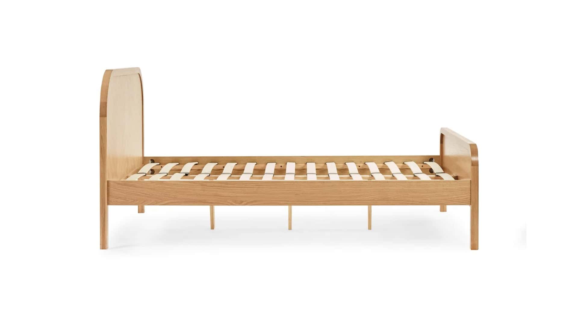 Milton Chevron 4ft6 Bedframe - Oak - Image 8