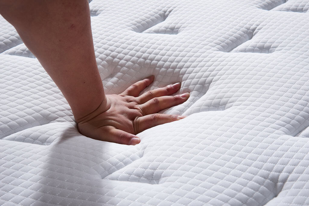 SleepSoul 4ft6 Heaven 2000 Pocket Mattress - Image 10