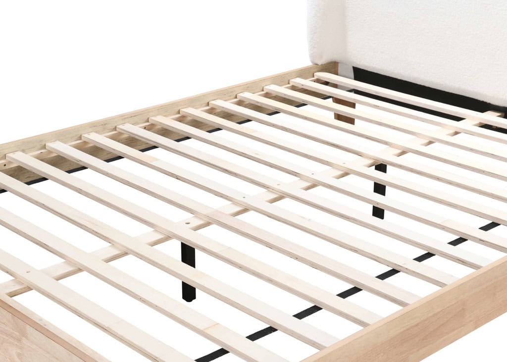 4ft6 Halfden Fabric Bedframe - White - Image 7