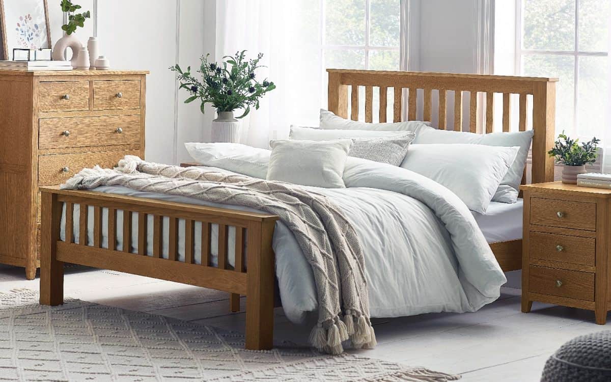 Malcolm 5ft High Footend Bedframe - Oak - Image 3