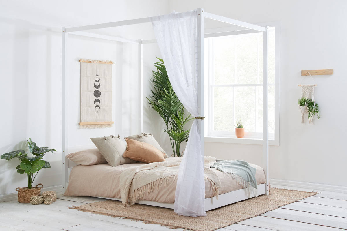 135cm Darwin Bed - White | Buy Online | Beds.ie