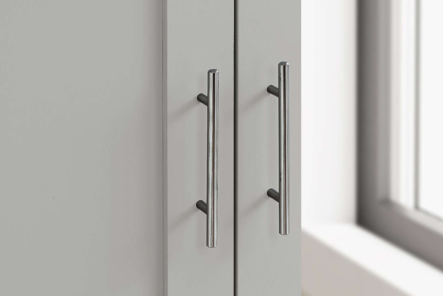 Highgate 3 Door Wardrobe with Mirrored Door - Grey & Oak - Image 5