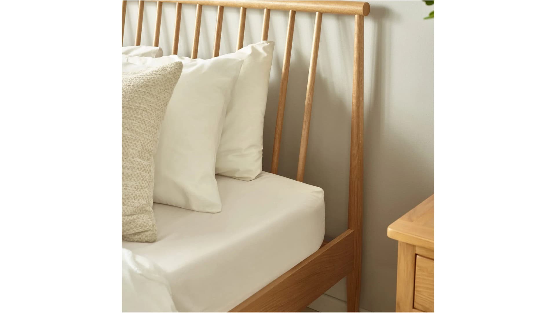 Bellarose 5ft Bedframe - Oak - Image 2
