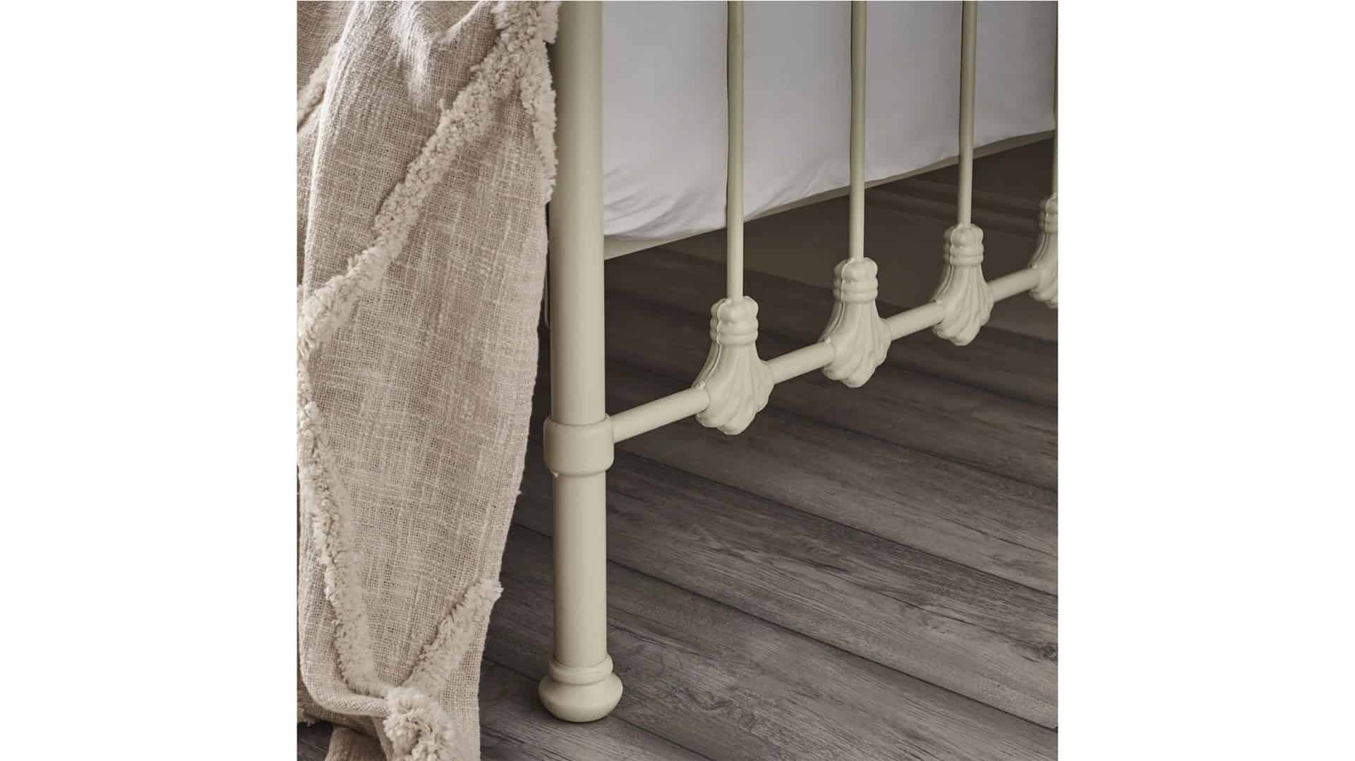 3ft Louis Day Bed with Trundle - Eggshell White - Image 4