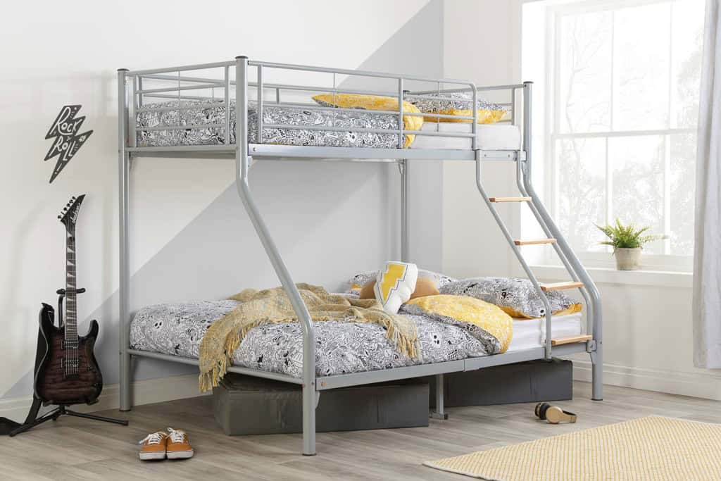 Shire 4ft6 Comfort Tufted Bed | Buy Online | Beds.ie
