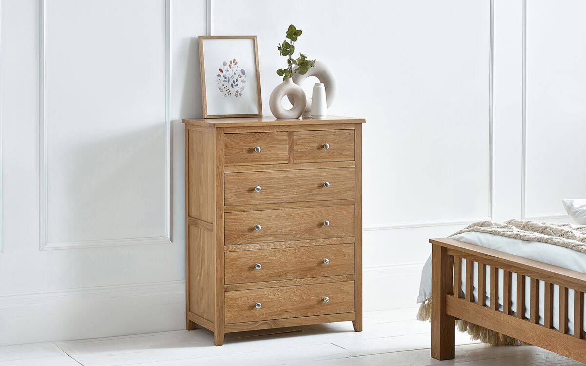 Malcolm 4+2 Drawer Chest - Oak | Buy Online | Beds.ie