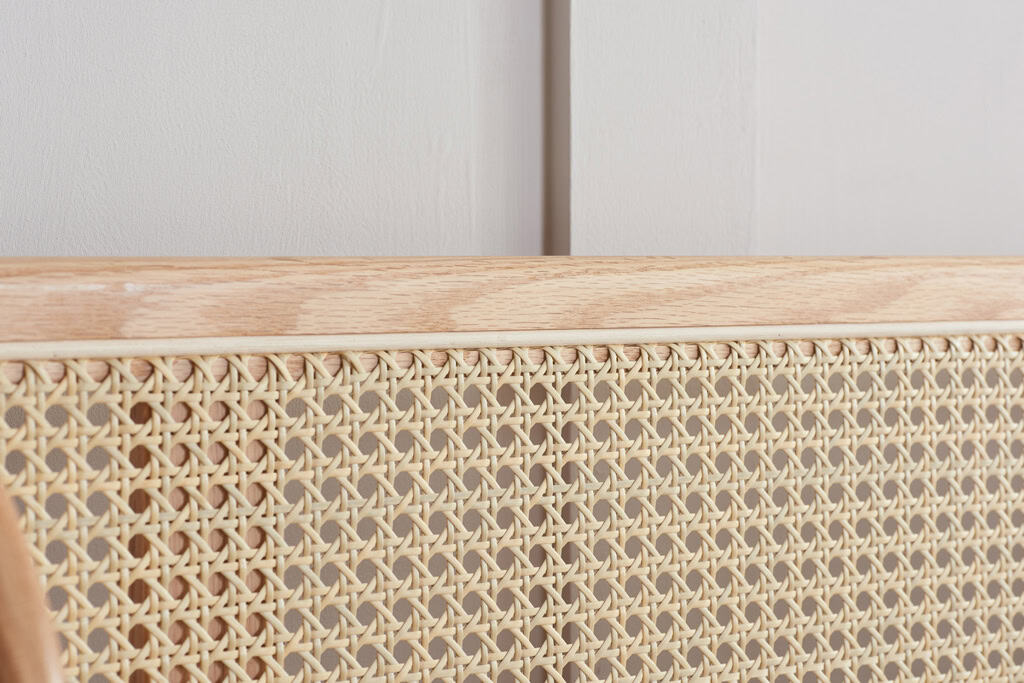 Astrid 4ft6 Rattan Bedframe - Oak - Image 7