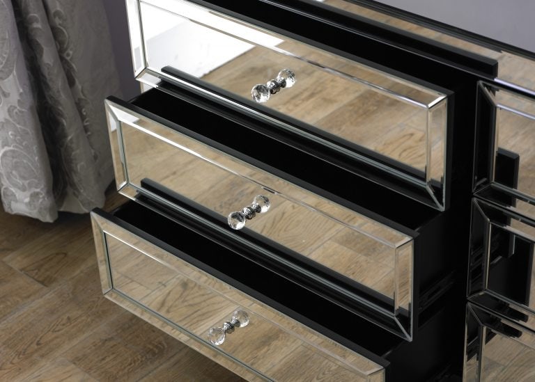 Valencia Mirrored 6 Drawer Chest - Image 3