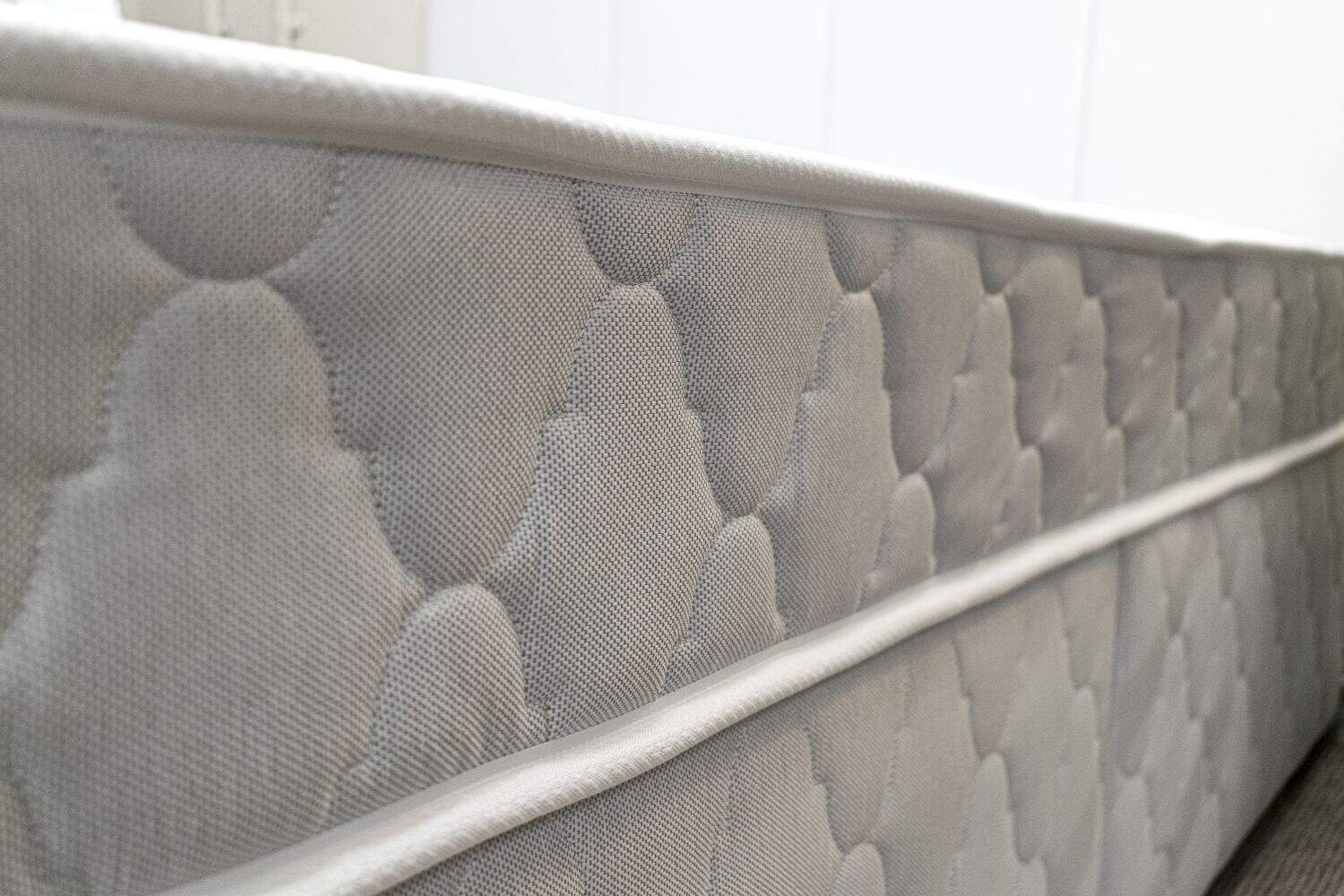 4ft Opal 4 Drawer Divan Bed - Image 2
