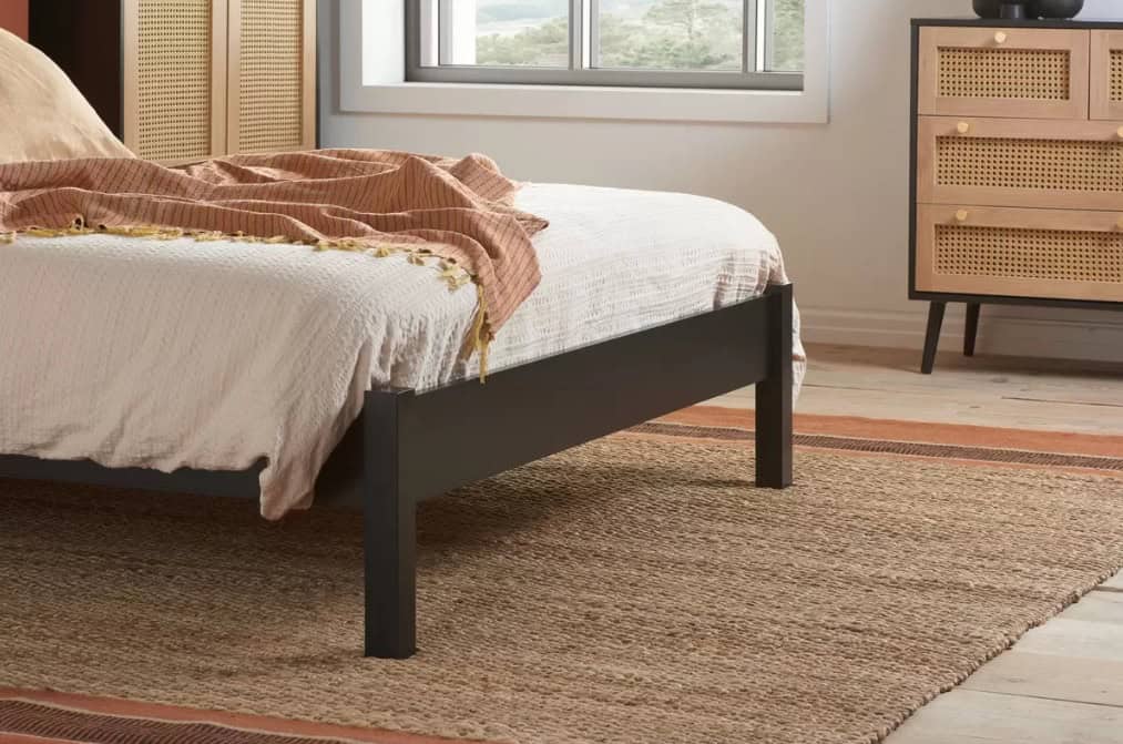 Croxley 4ft6 Rattan Bedframe - Black - Image 3