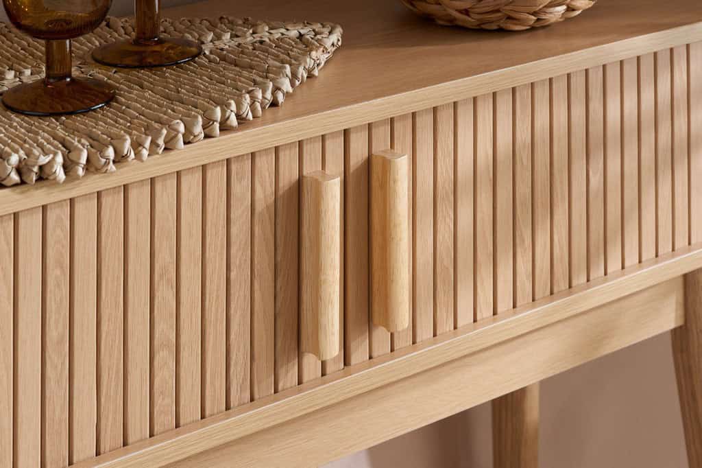 Axel Fluted Console Table - Oak - Image 6