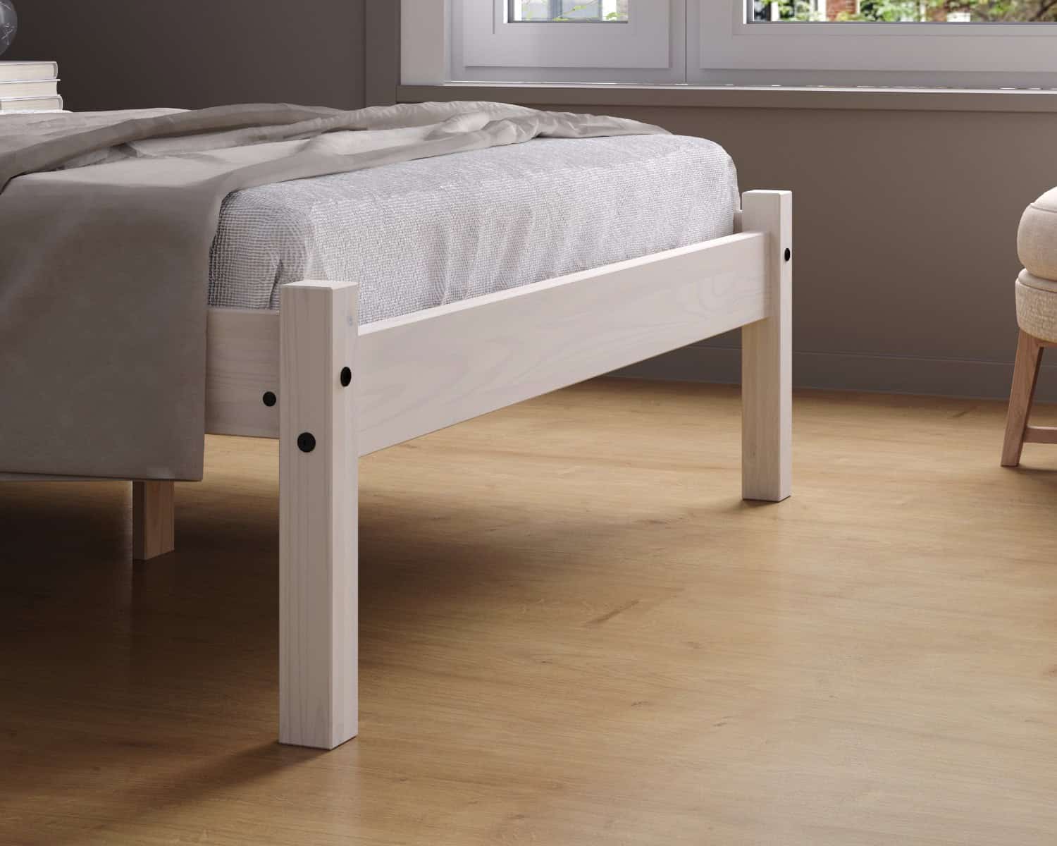 4ft6 Rio Bedframe - White Wash - Image 3