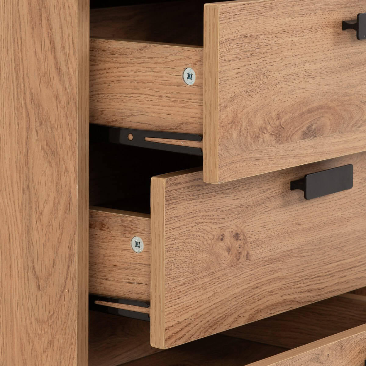 Leon 5 Drawer Narrow Chest - Medium Oak Effect - Image 6