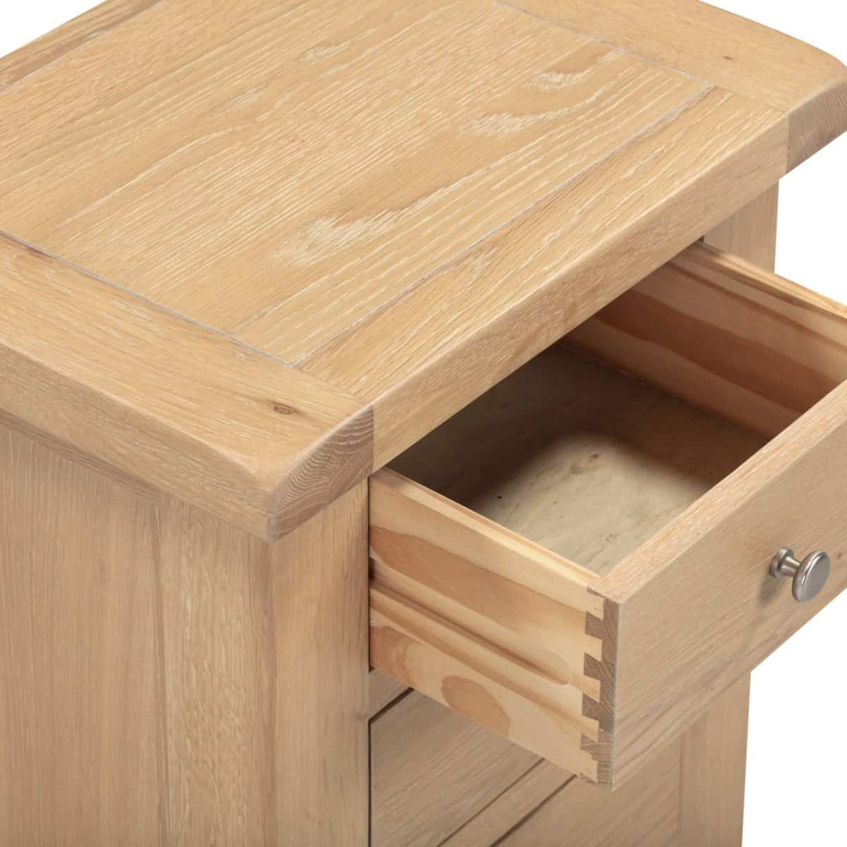 Windsor 3 Drawer Bedside -Natural Oak - Image 6