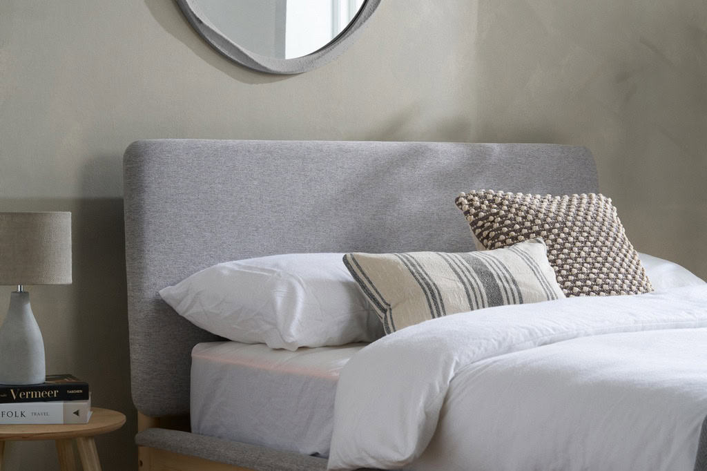4ft6 Ezra Bedframe - Grey & Oak - Image 3
