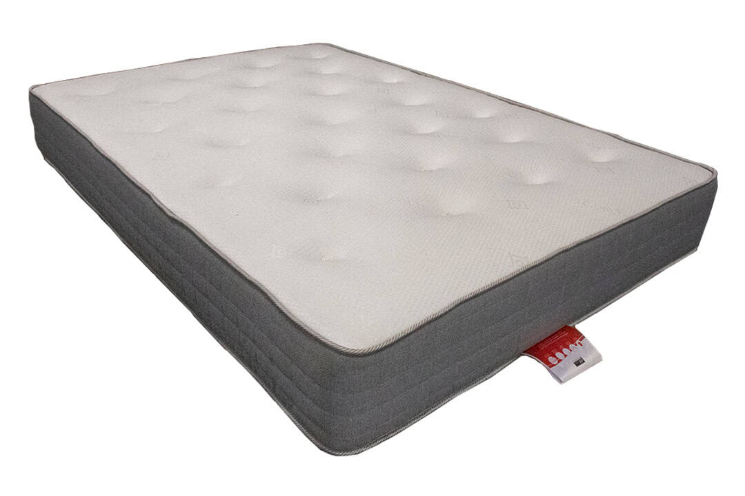 Dual Seasons 4ft6 Mattress with FREE DUVET SET WORTH €99 - Image 4