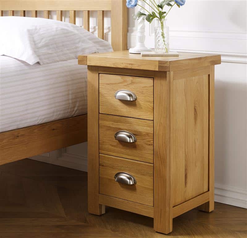 Woburn Large 3 Drawer Bedside - Oak - Image 2