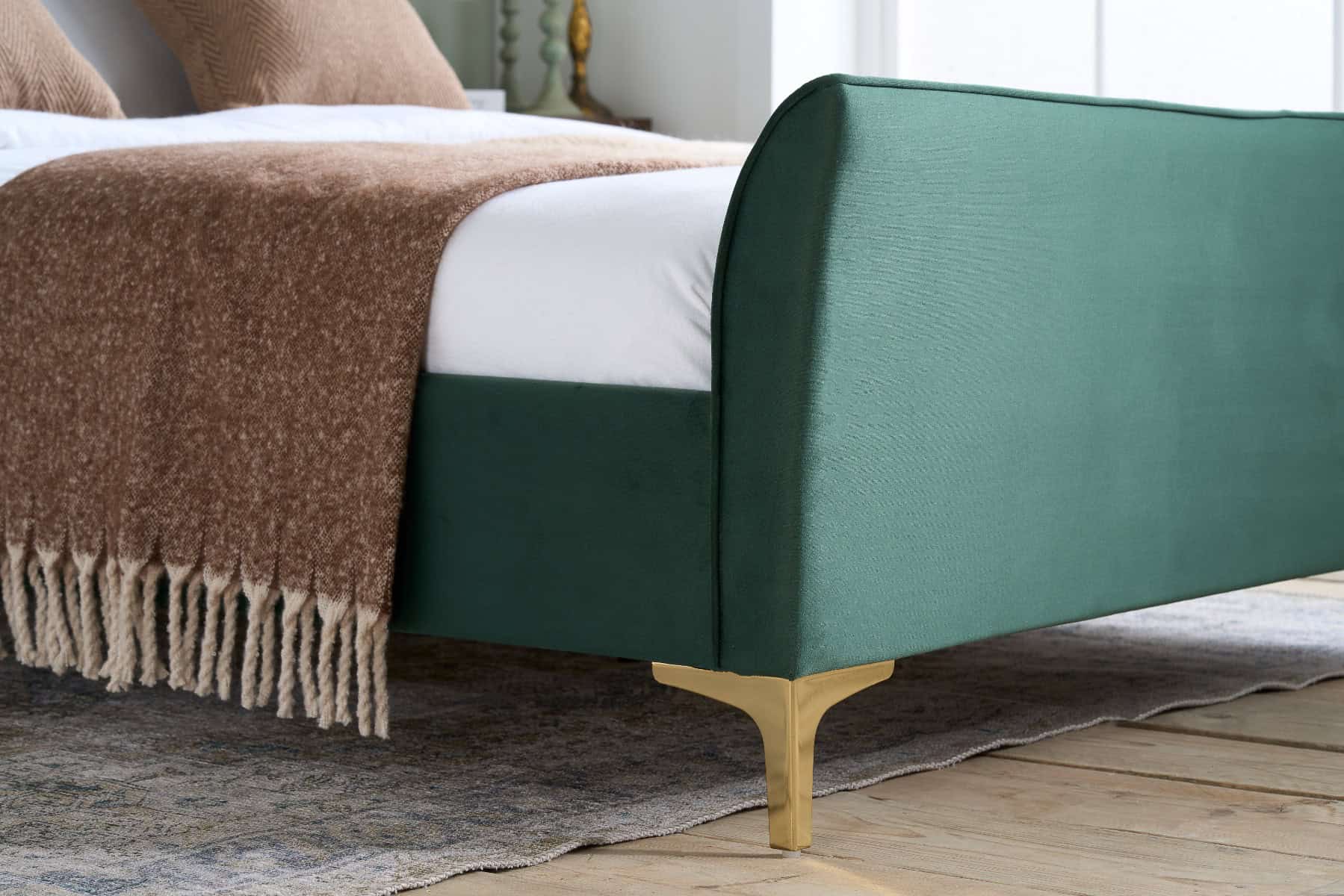 Clover 5ft Bed - Green Velvet - Image 6