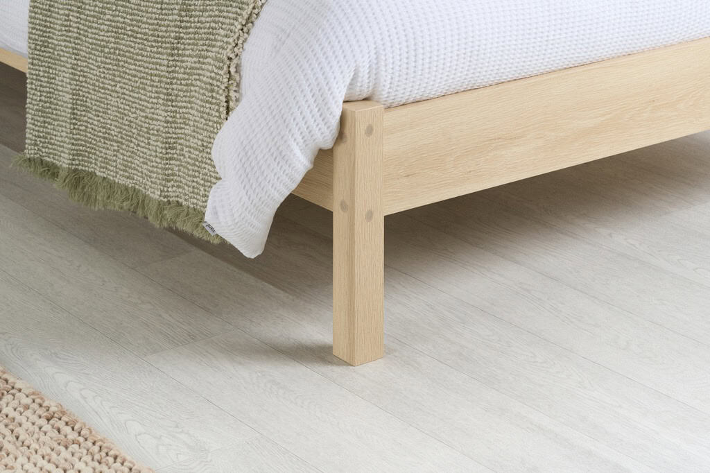 Herringford 4ft6 Bedframe - Oak - Image 3