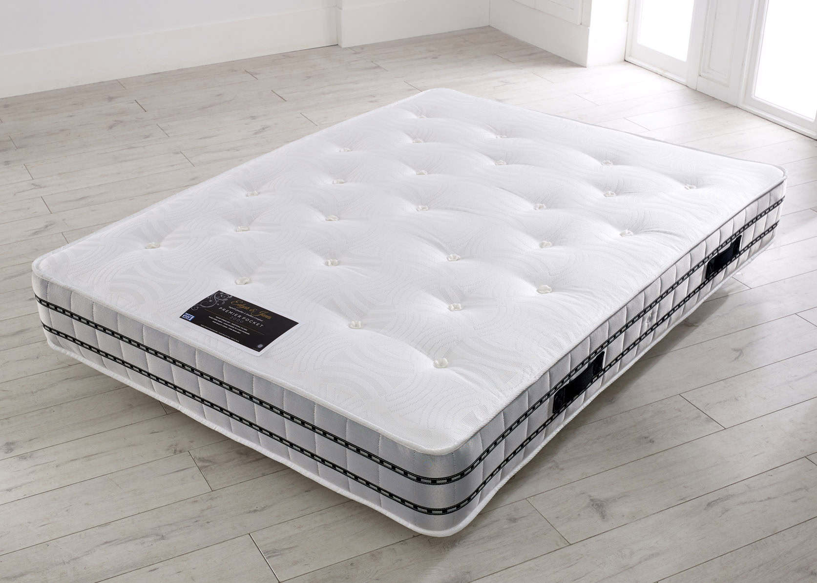 Edgar & Jones 6ft Premier Pocket 2000 Mattress - Image 2