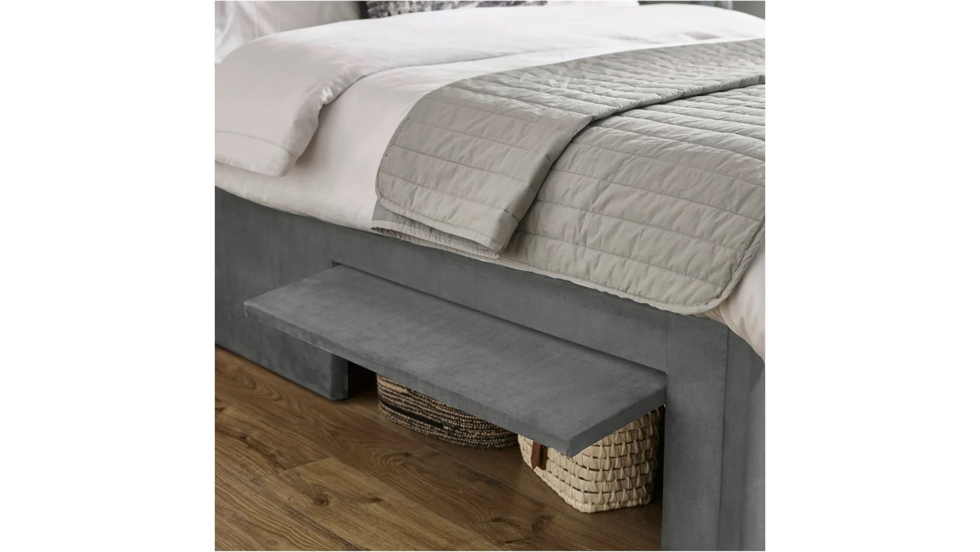 Leigha 5ft Bedframe - Grey Velvet - Image 4